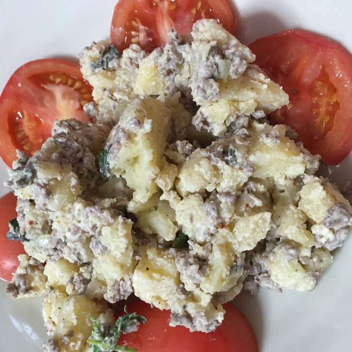 ひき肉のポテトサラダ バジルの葉入り レシピ 作り方 By ラパンルパンパパン 楽天レシピ ひき肉のポテトサラダ バジルの葉入り レシピ 作り方 By ラパンルパンパパン 楽天レシピ